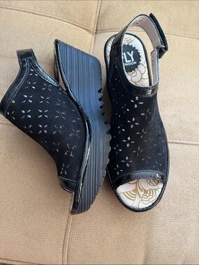Fly London Yile  Black Perforated Suede Wedge Sandals eu 37 us 6.5